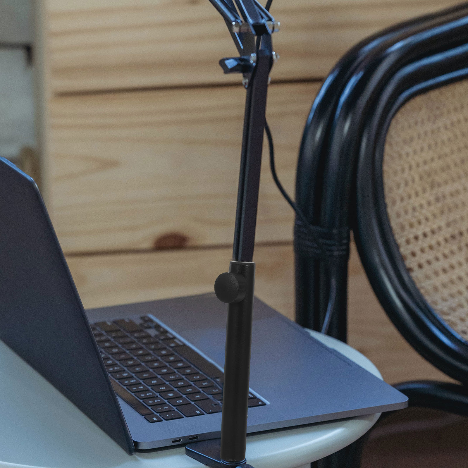 Регулируемая удлиняющая трубка – обзор и цена Desk Setup Streaming